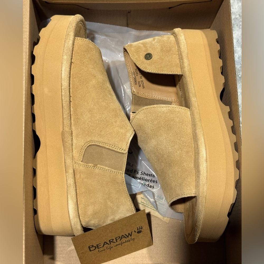 BearPaw Women's Tan Suede Wedges - Picture 7 of 8